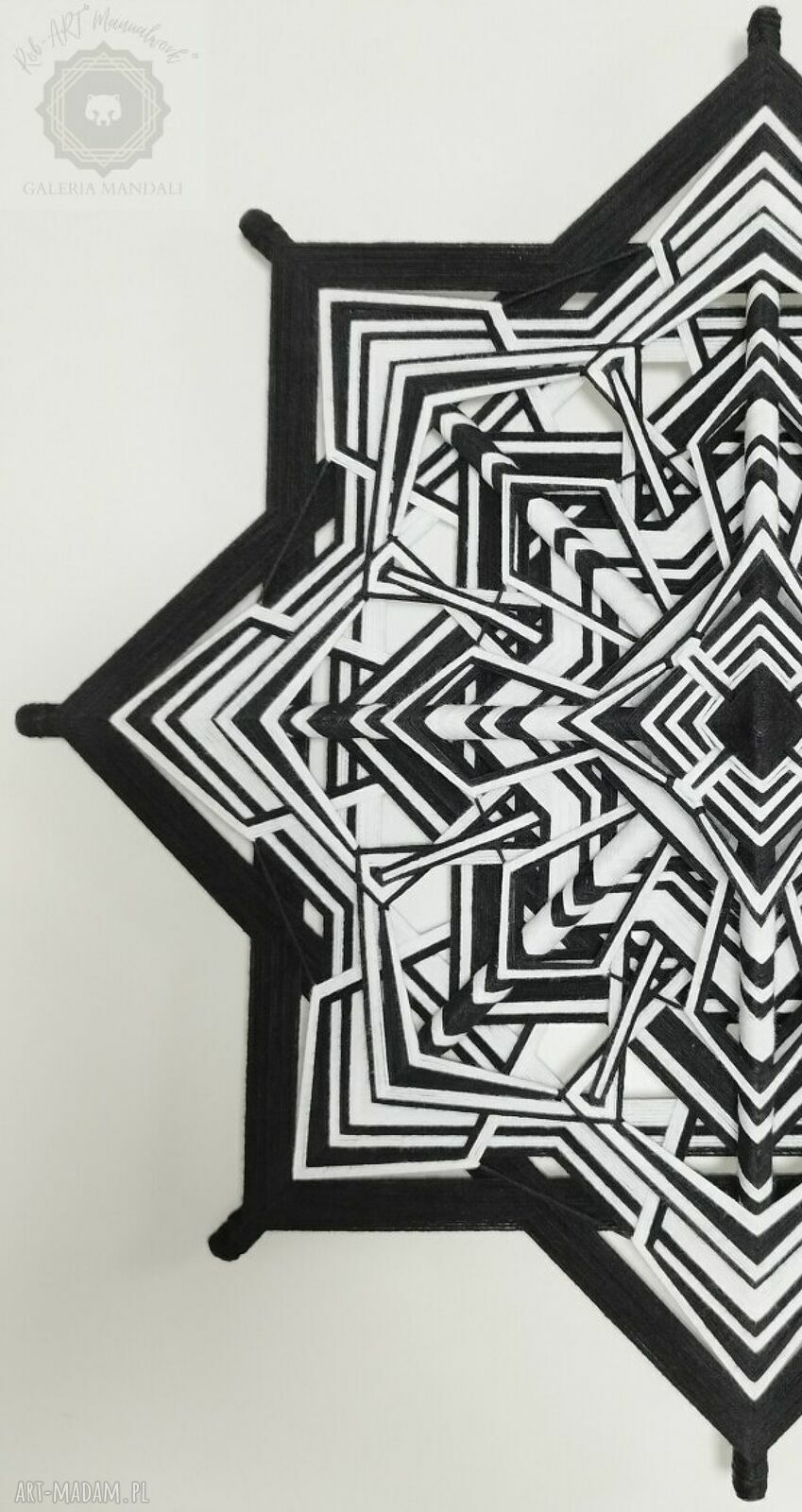 Mandala Żywioły - Metal i Woda (50x50 cm) - czarno-biała dekoracja 100% ręcznie robiona
