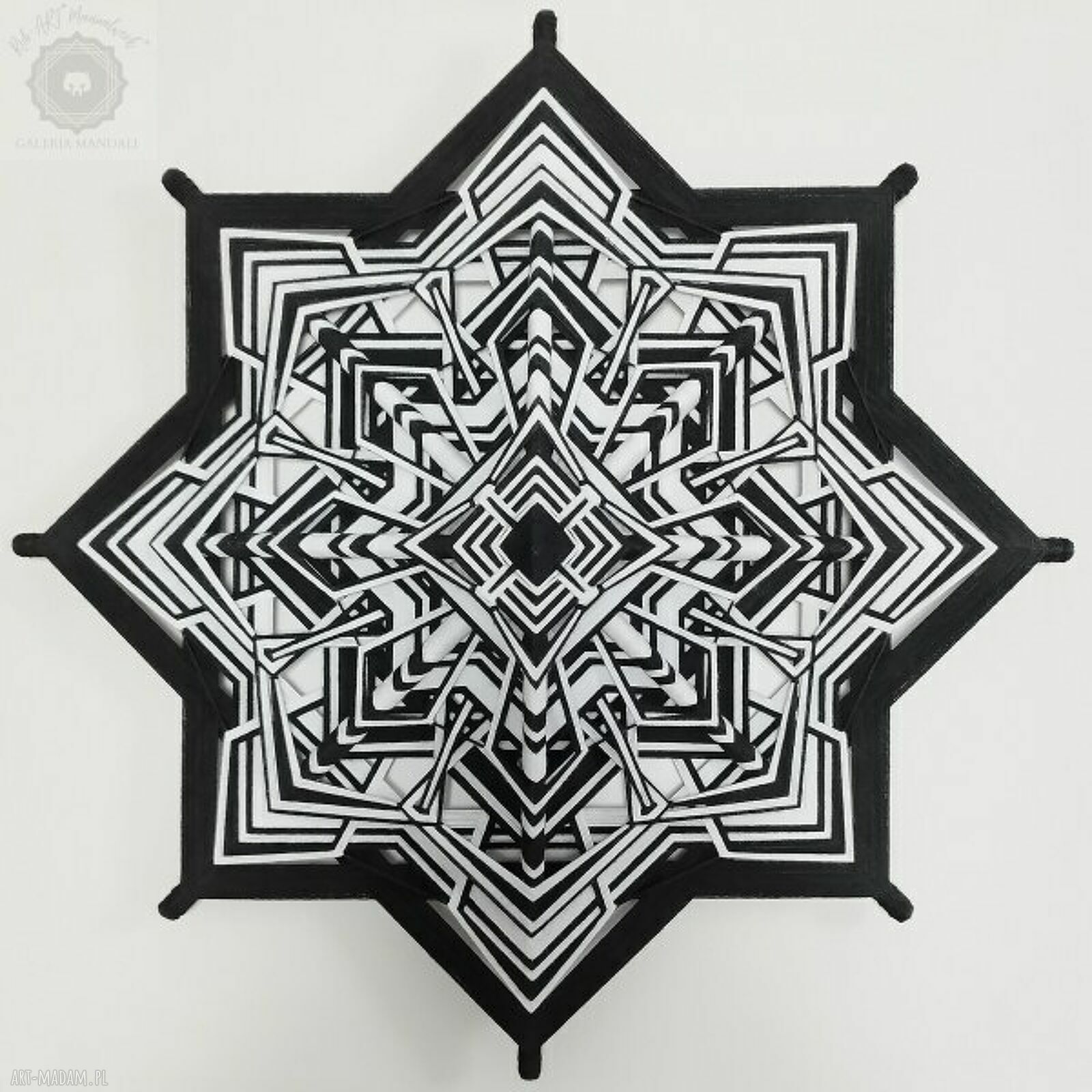 Mandala Żywioły - Metal i Woda 50x50 cm - czarno-biała dekoracja 100% ręcznie robiona