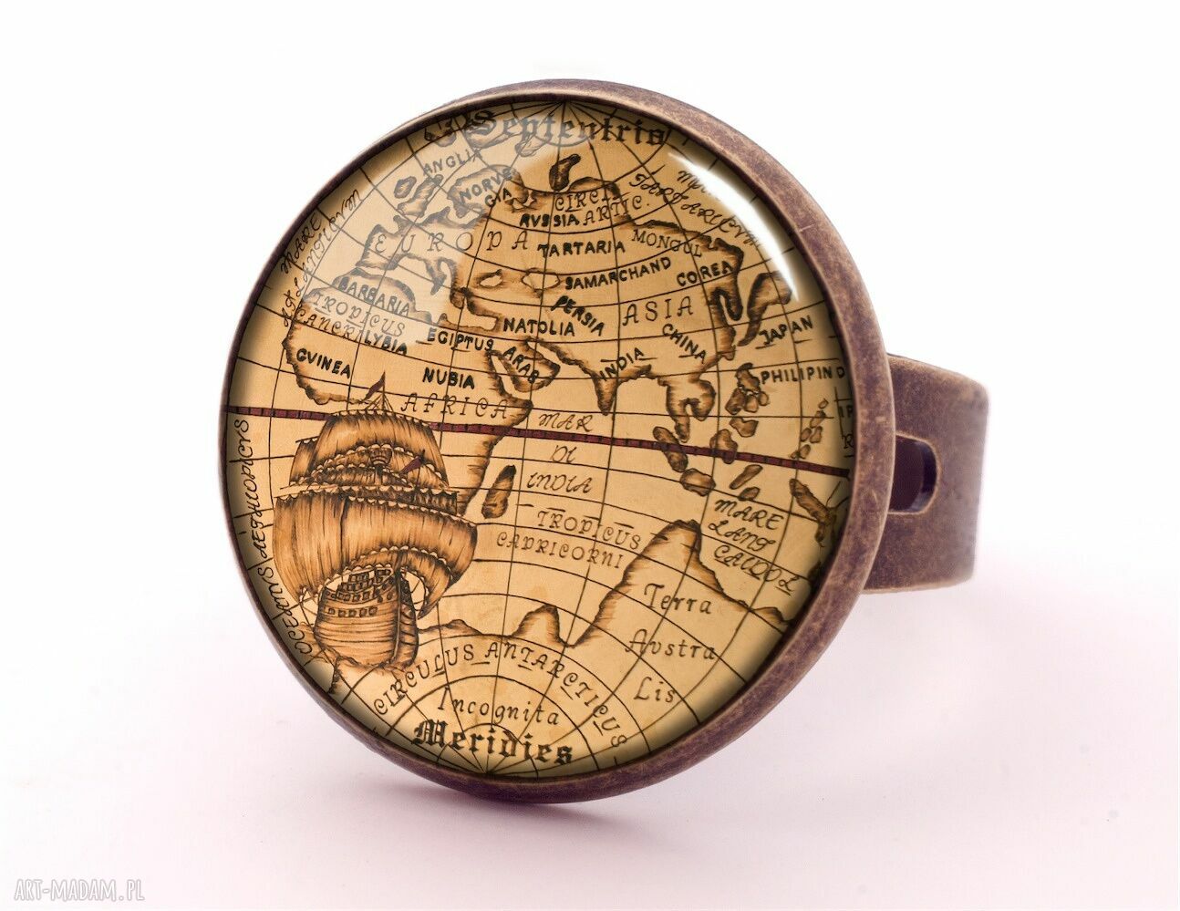 naszyjniki: Mapa Świata Medalion z łańcuszkiem Hand Made