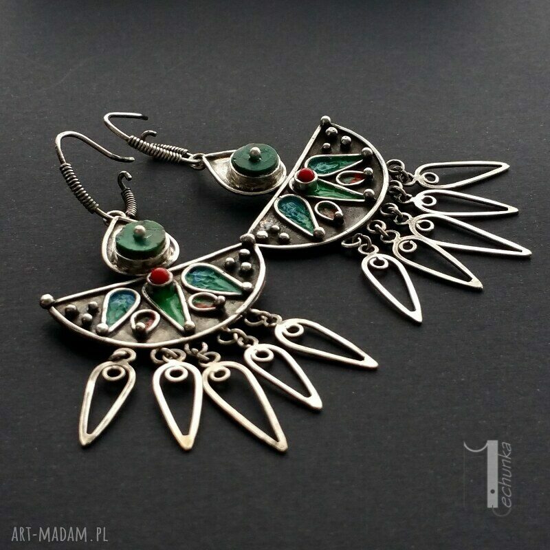 kolczyki: Maroko srebrne kolczyki z howlitem i koralem ręcznie wykonane