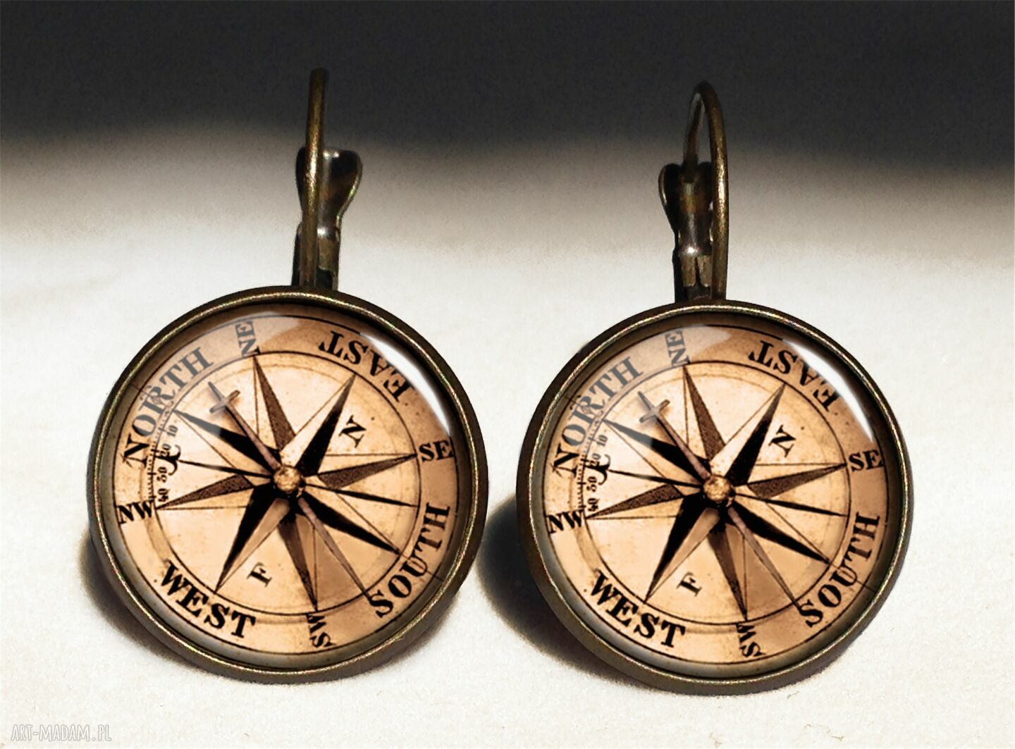 naszyjniki: Busola Medalion z łańcuszkiem Hand Made