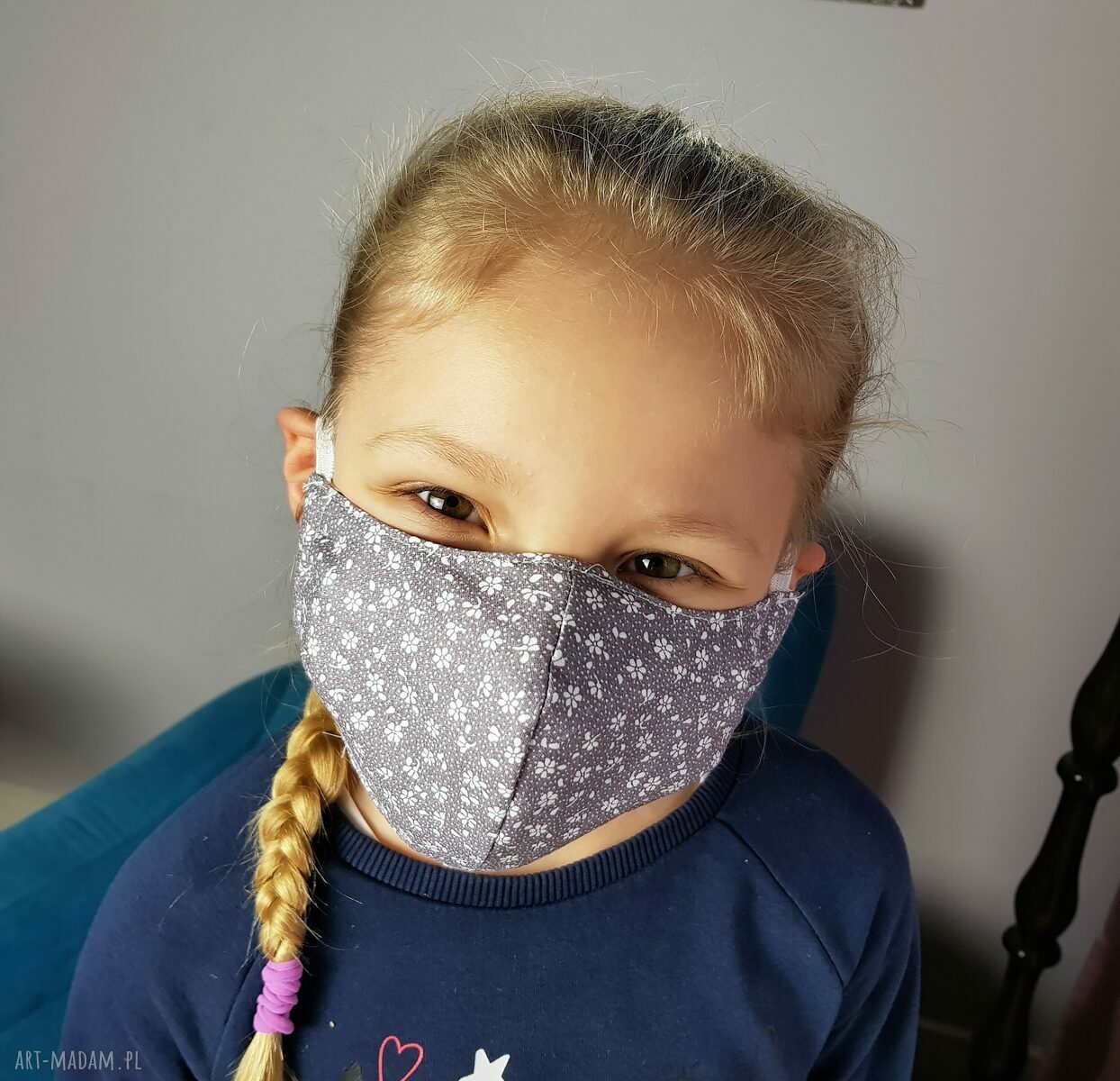 Maseczka szaro kwiecista