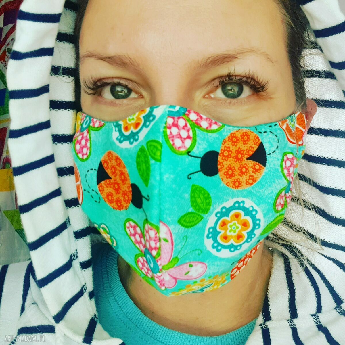 Maseczka w biedroneczki - damska chirurgiczna wielorazowa z filtrami