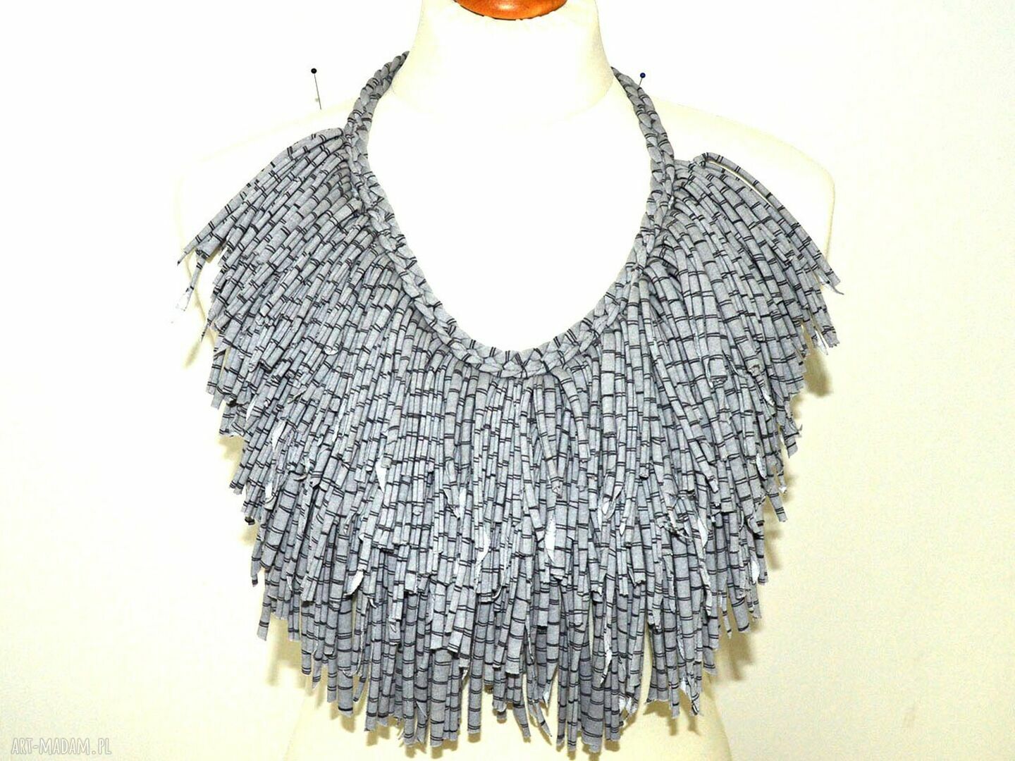 Masywny bawełniany naszyjnik szaro-czarny handmade Zero Waste