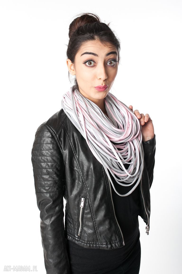 naszyjniki: maszyjnik dzianinowy biały szary pudrowy róż Ręcznie zrobione