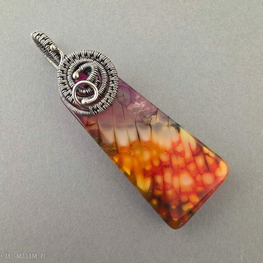 Maya - wisiorek z ognistym agatem w oksydowanym srebrze wire wrapping