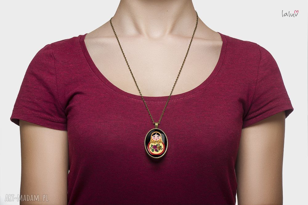 Medalion owalny MATRIOSZKA - wisiorek handmade na prezent
