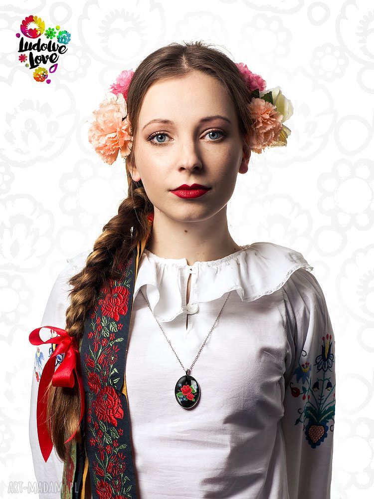 Medalion owalny z różą - naszyjnik folk handmade