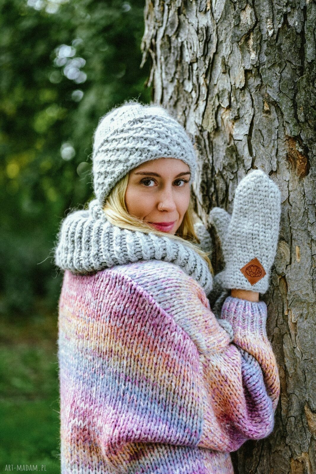 Czapka MERINO HOPE „Wybielony szary” z jedwabną podszewką - handmade
