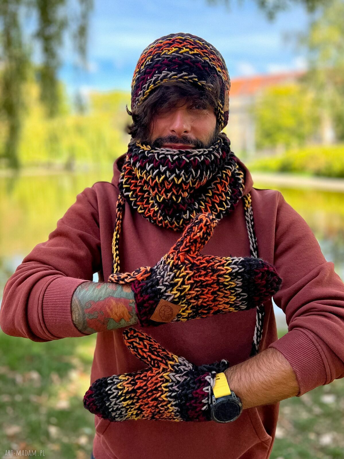 Męska czapka Merino 50% „Ciemna jesień” Explorer - rękodzieło na jesienne dni