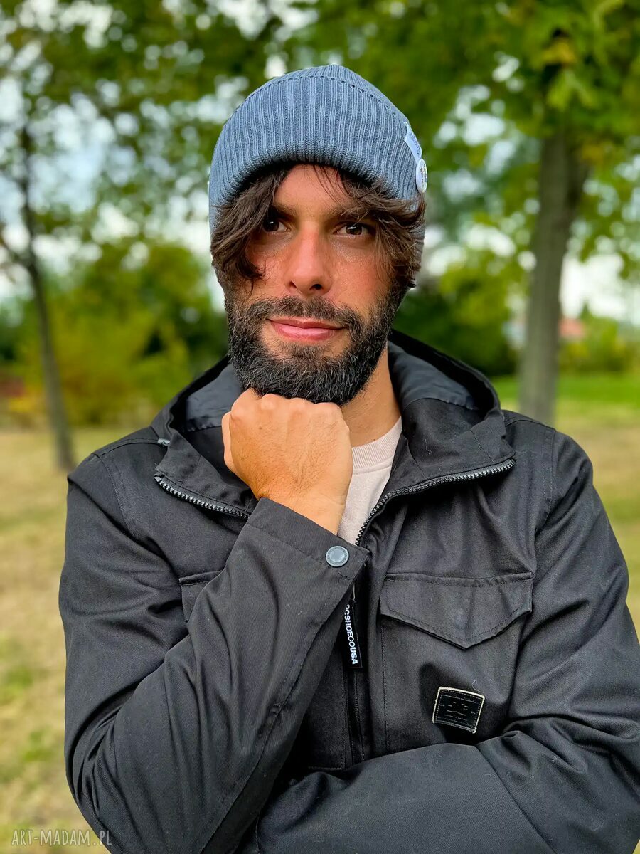 Męska czapka beanie z bawełny z kolorowym logo - ciemny szary