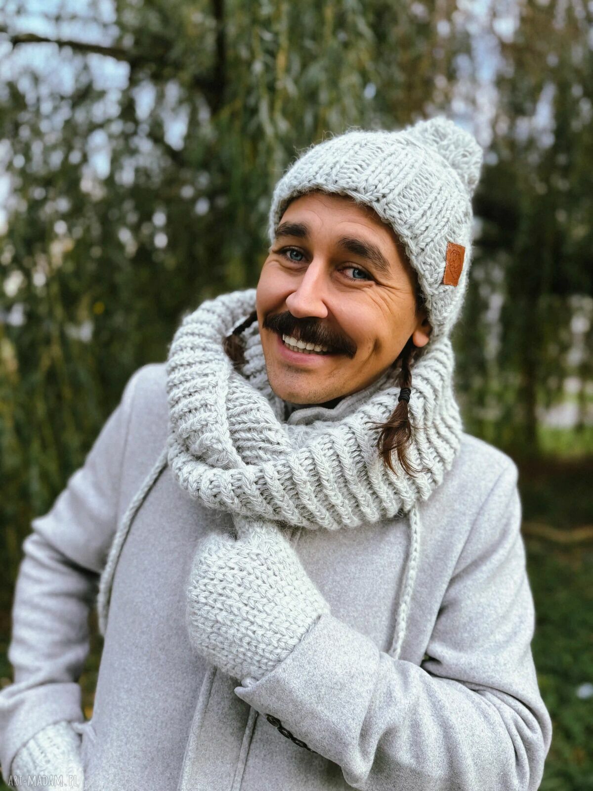 Męska czapka MERINO Euforia w wybielonym szarym kolorze