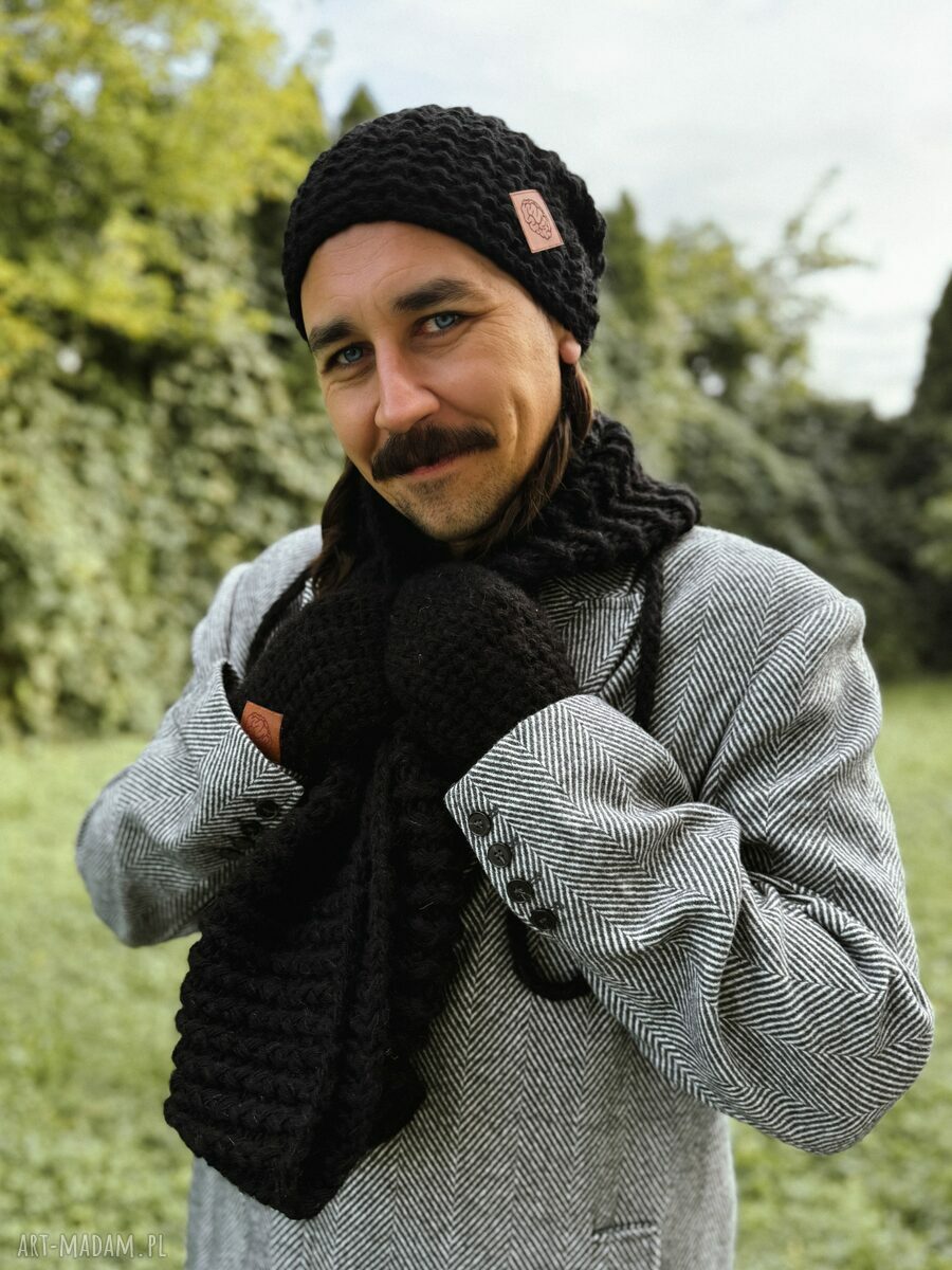 Męski komin MERINO “Czarny” Brain Inside - miękki, ciepły i handmade na drutach