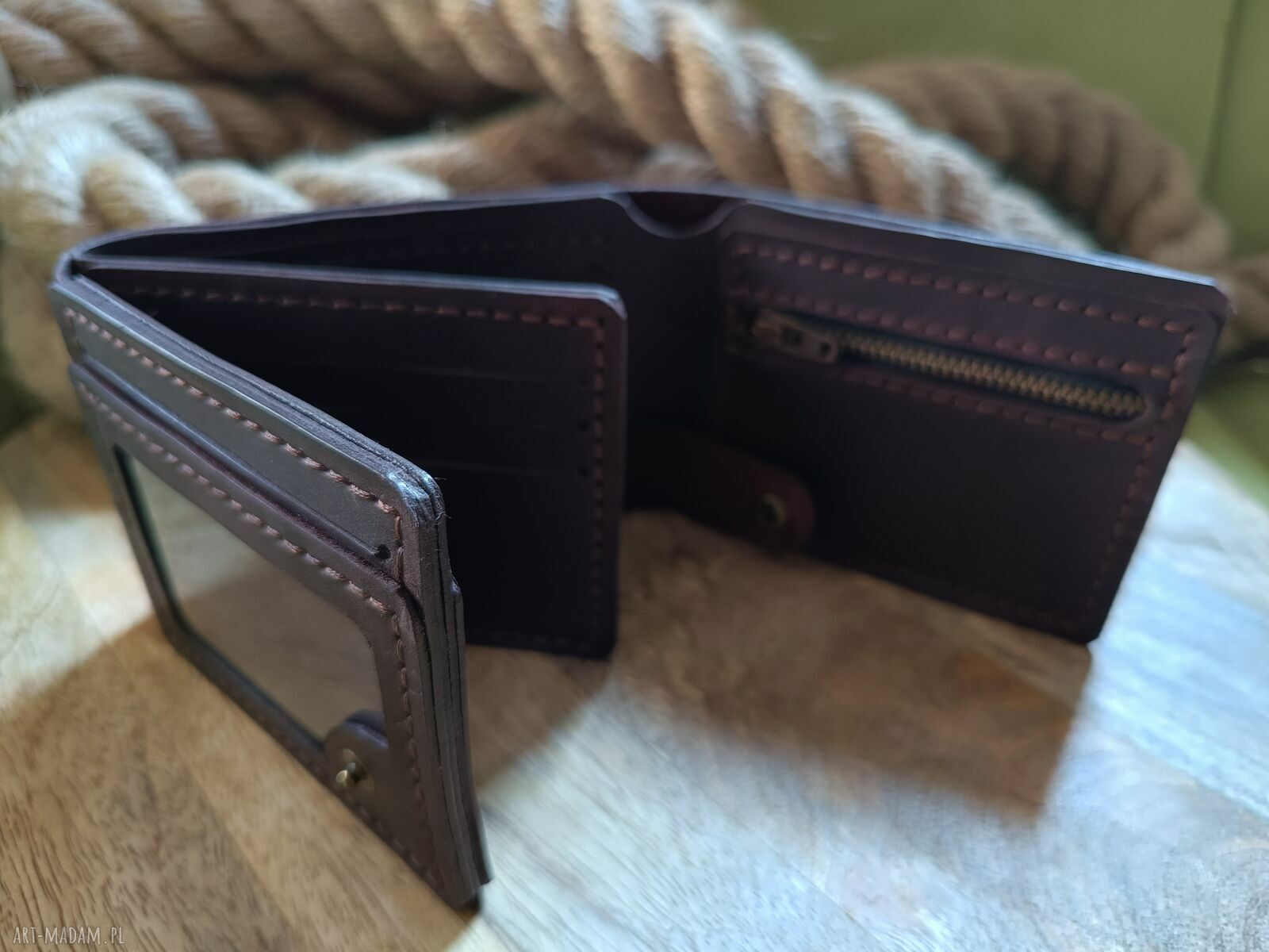 Męski skórzany portfel RFID z grawerem - na 11 kart, dowód i monety