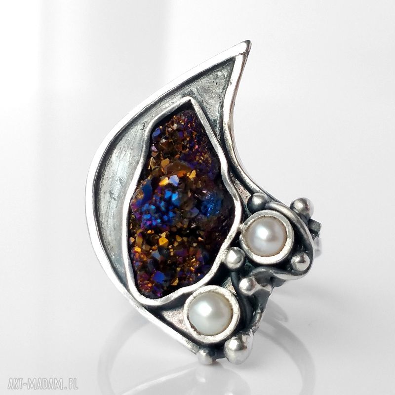 pierścionki: Invaerne I srebrny pierścionek z kwarcem tytanowym i perłą Handmade