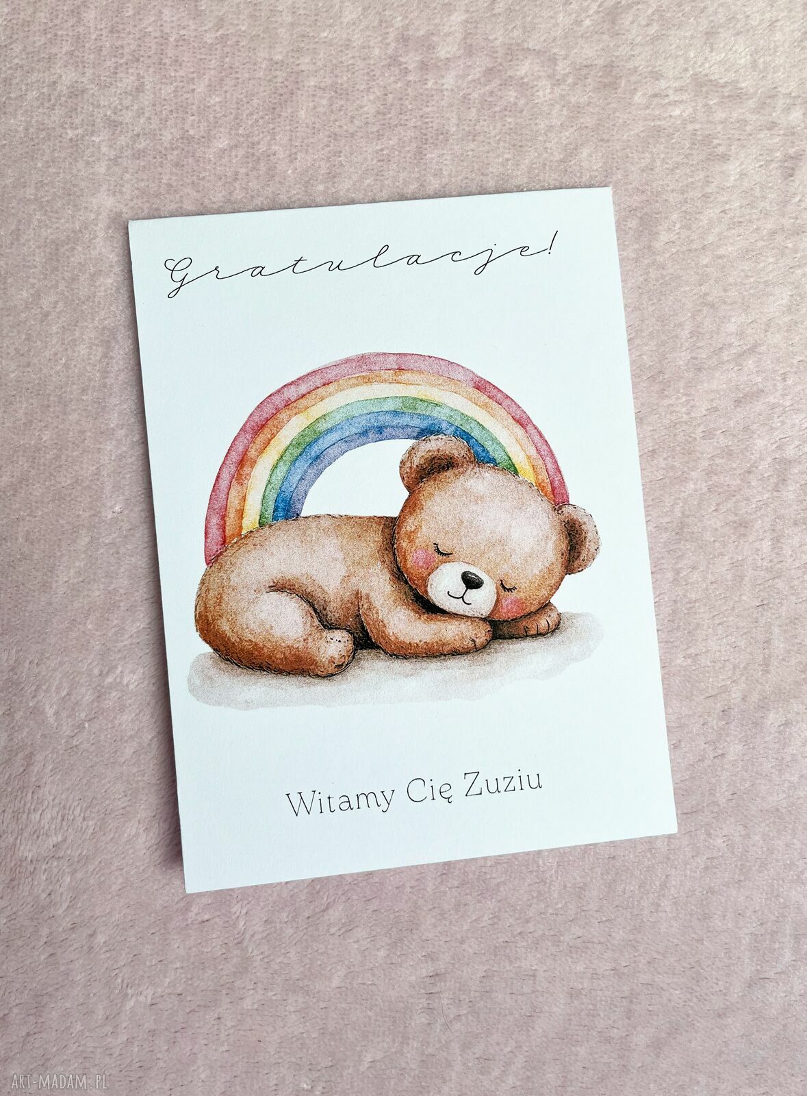 Metryczka z kartką - Misio z tęczą (personalizowany zestaw na narodziny)
