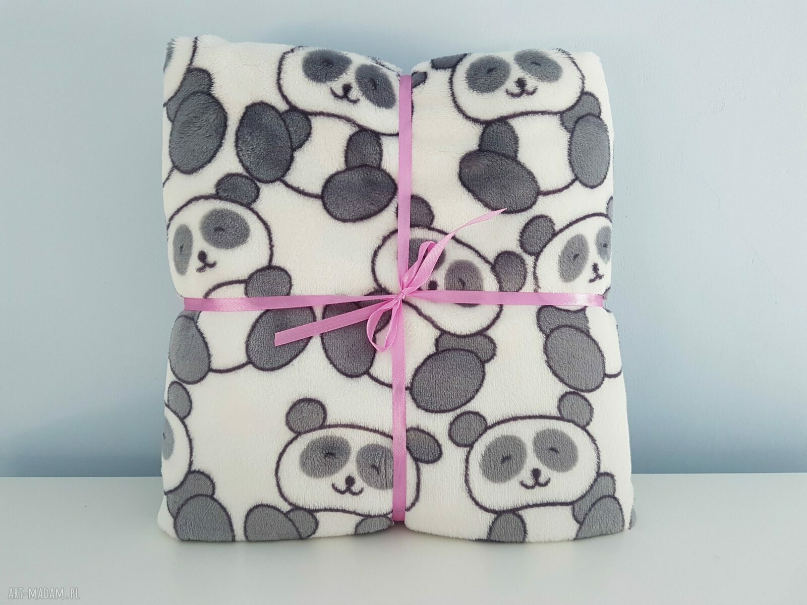 Mięciutki kocyk pandy 80x100 minky puszysty mięciusi