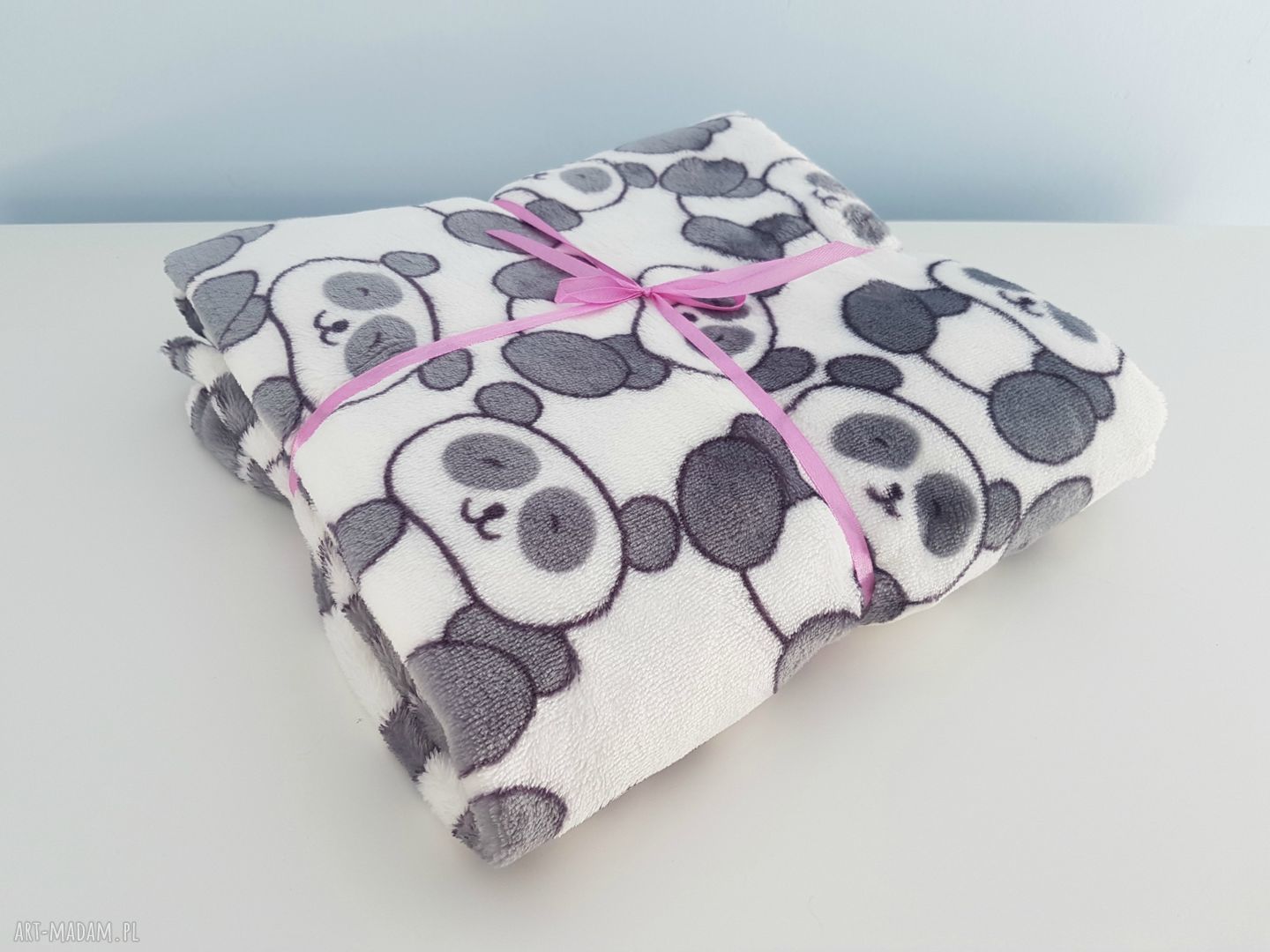 MIĘCIUTKI KOCYK W PANDY 80X100 ręcznie robione