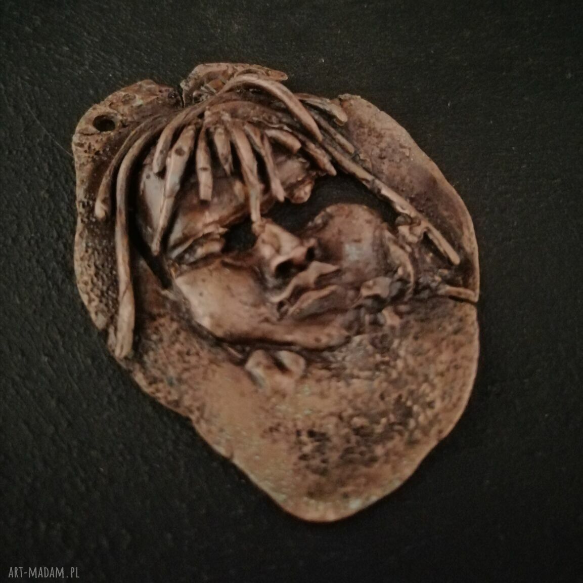 Miedziane słońce - unikatowy wisior miedziany z glinki Art Clay