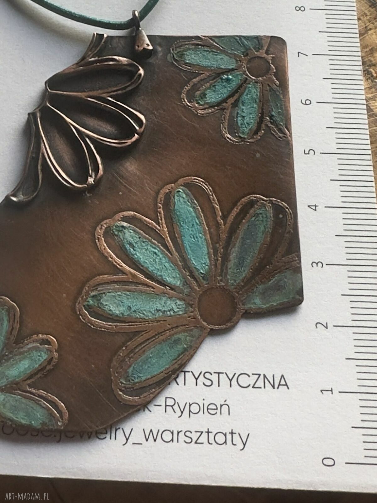 Miedziany komplet kolczyki i wisior w patynowe kwiaty