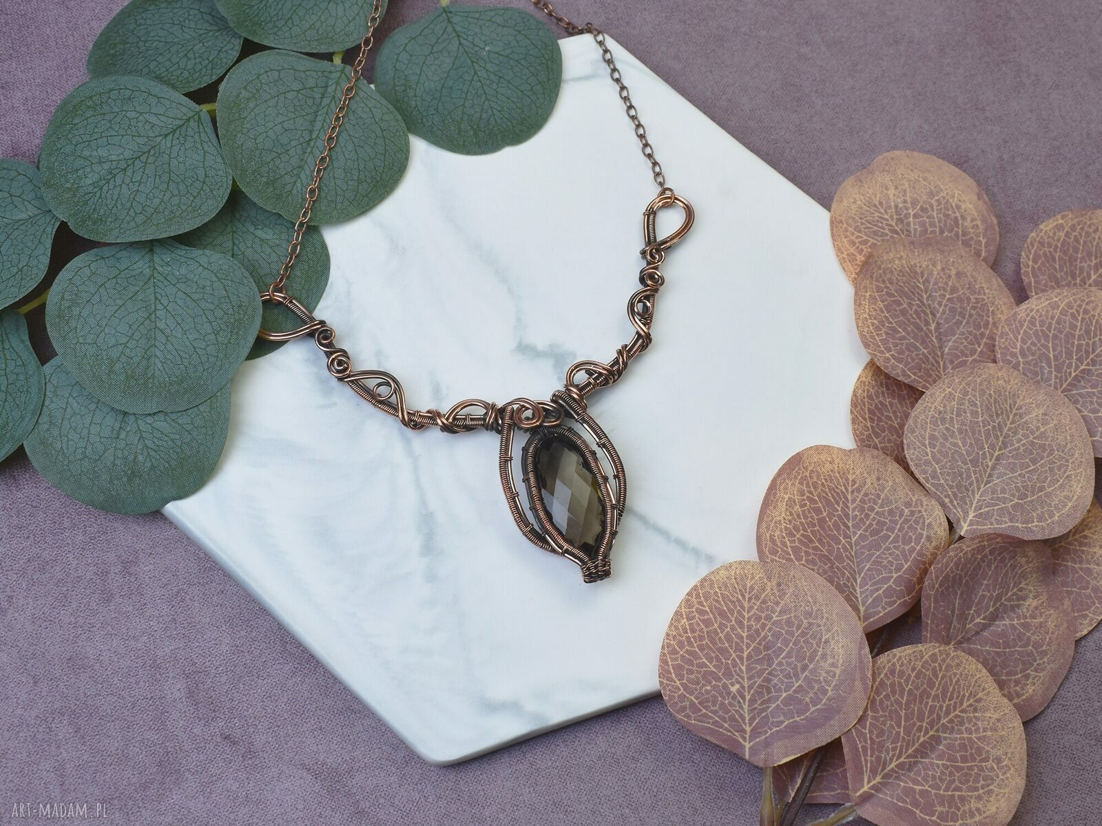 Miedziany naszyjnik Wire z kamieniem wisiorek amulet handmade