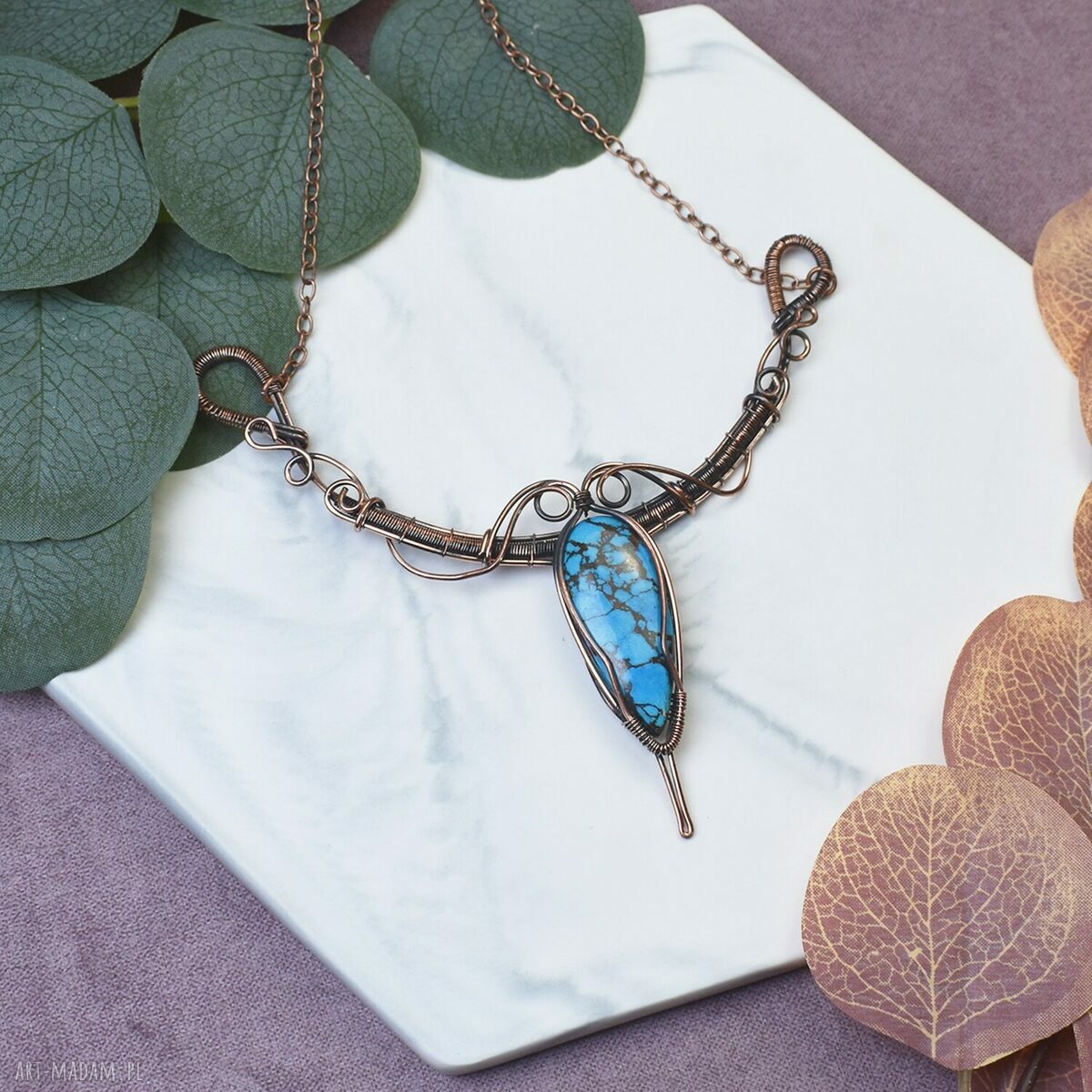 Miedziany naszyjnik wire - rustykalny wisiorek amulet dla kobiet