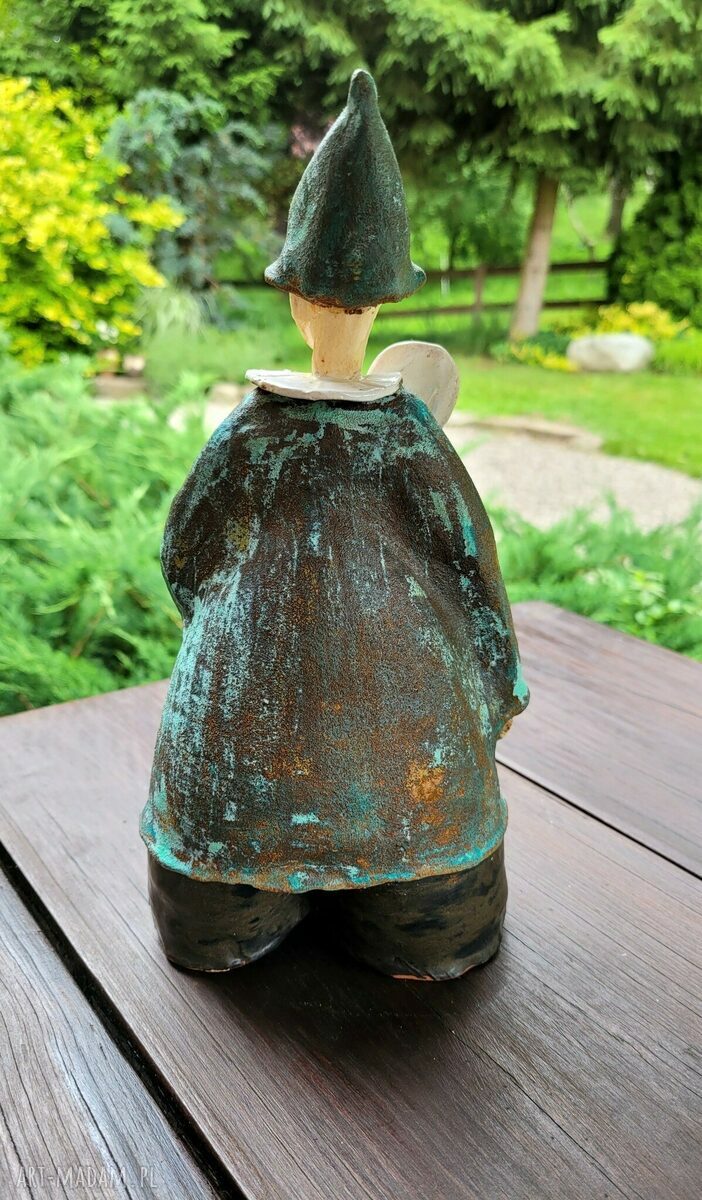 Miedziany Pierrot - ręcznie robiona rzeźba ceramiczna 28 cm