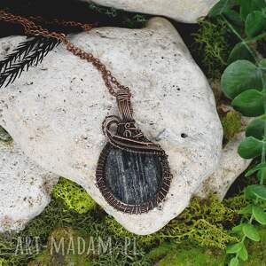 miedziany wisior wire wrapping z turmalinem #224