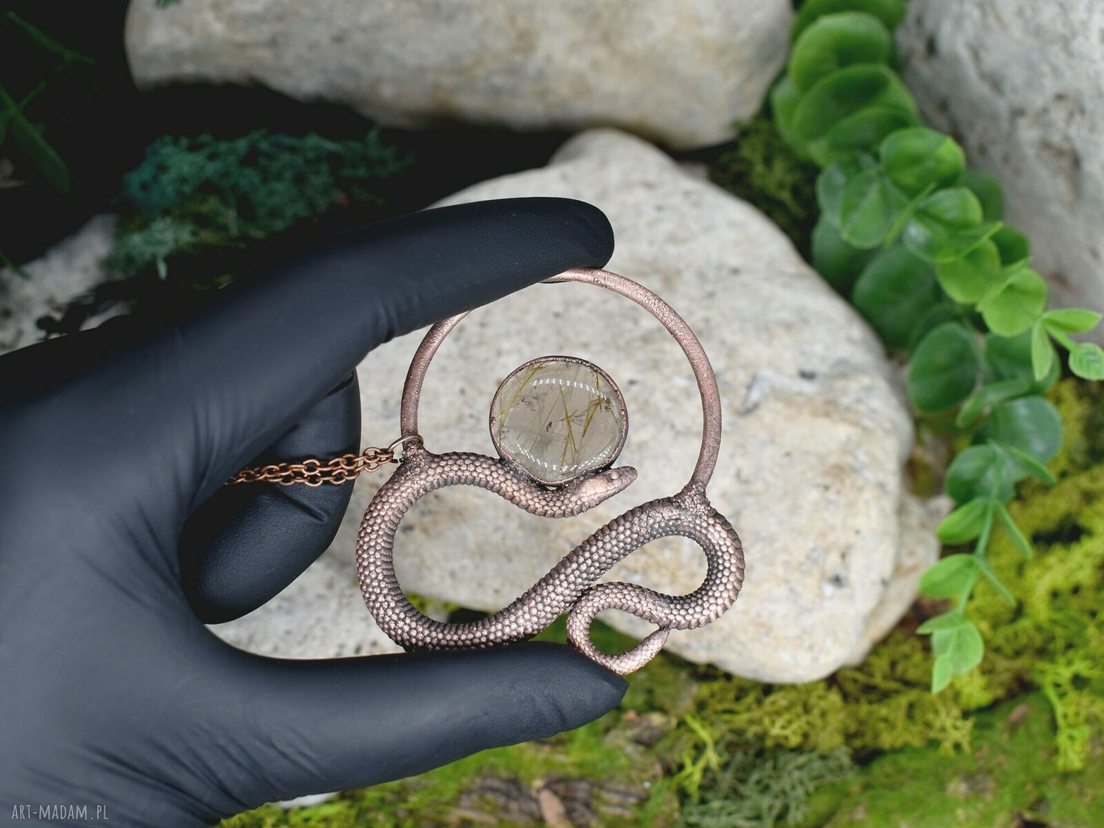 wisiorki: Miedziany wisiorek wąż kwarc z rutylem #350 Handmade