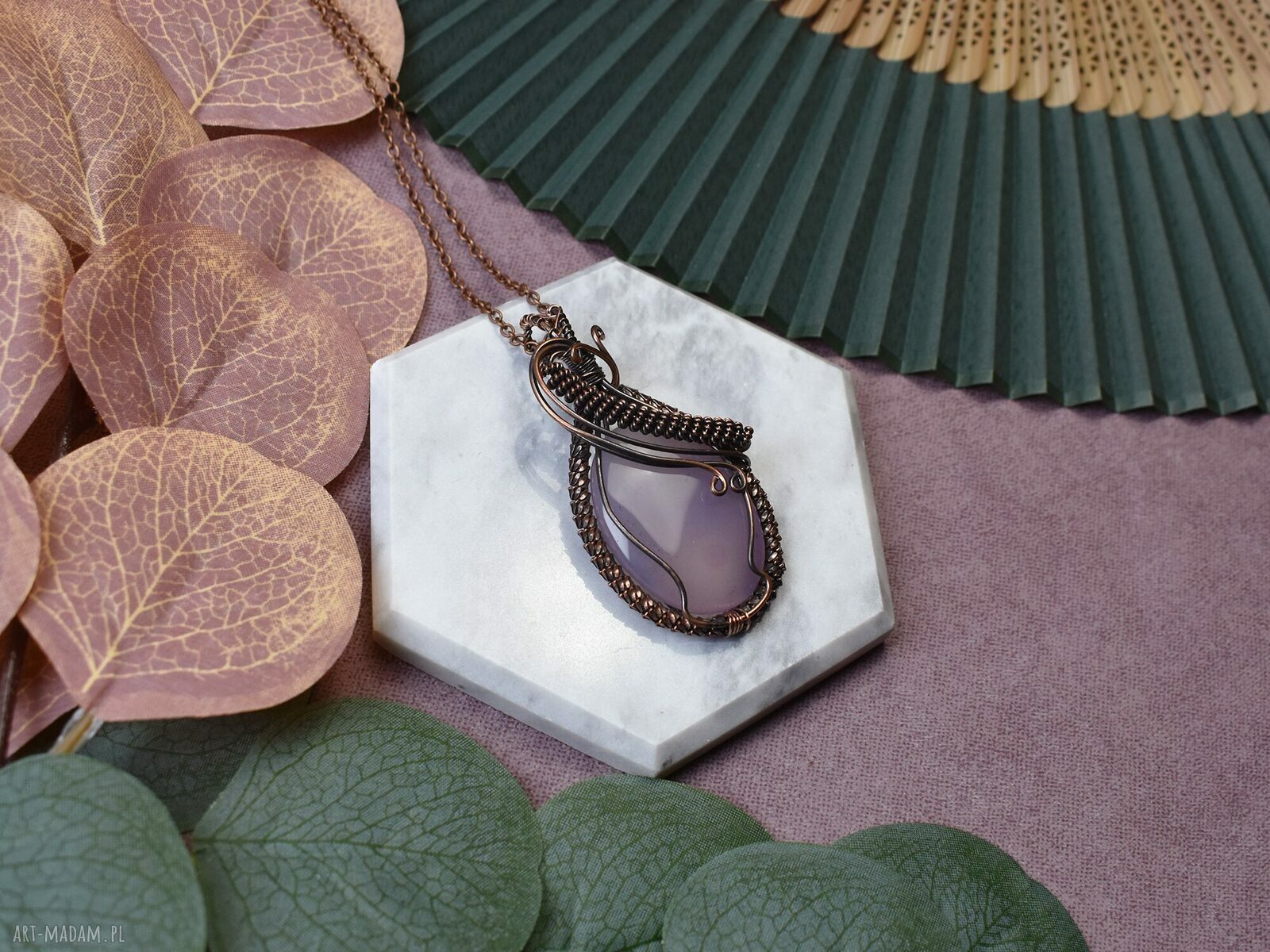 Miedziany wisiorek wire wrapping z agatem fioletowy kamień #231