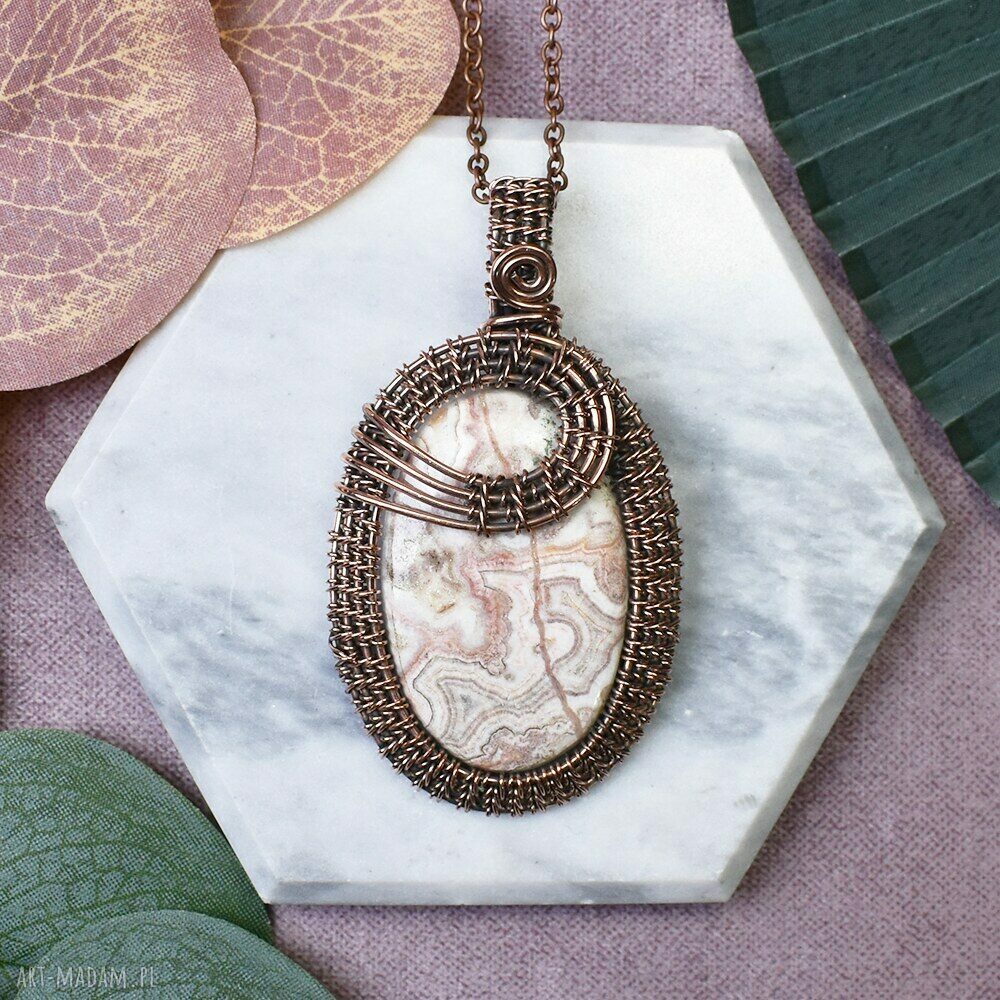 Miedziany wisiorek wire wrapping z agatem Crazy Lace - ręcznie robiony