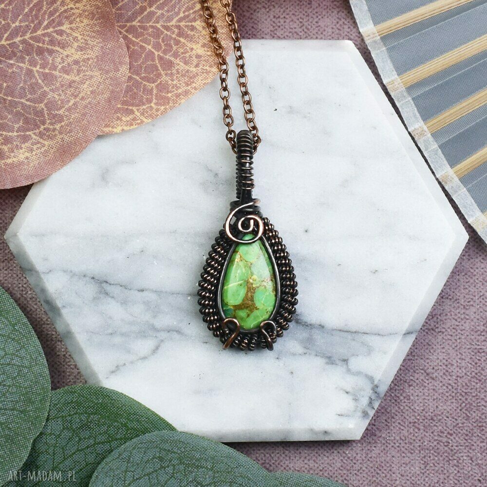 Miedziany wisiorek wire wrapping z jaspisem imperialnym – ręcznie robiony z kamieniem naturalnym