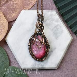 miedziany wisiorek wire wrapping z różowym agatem #225