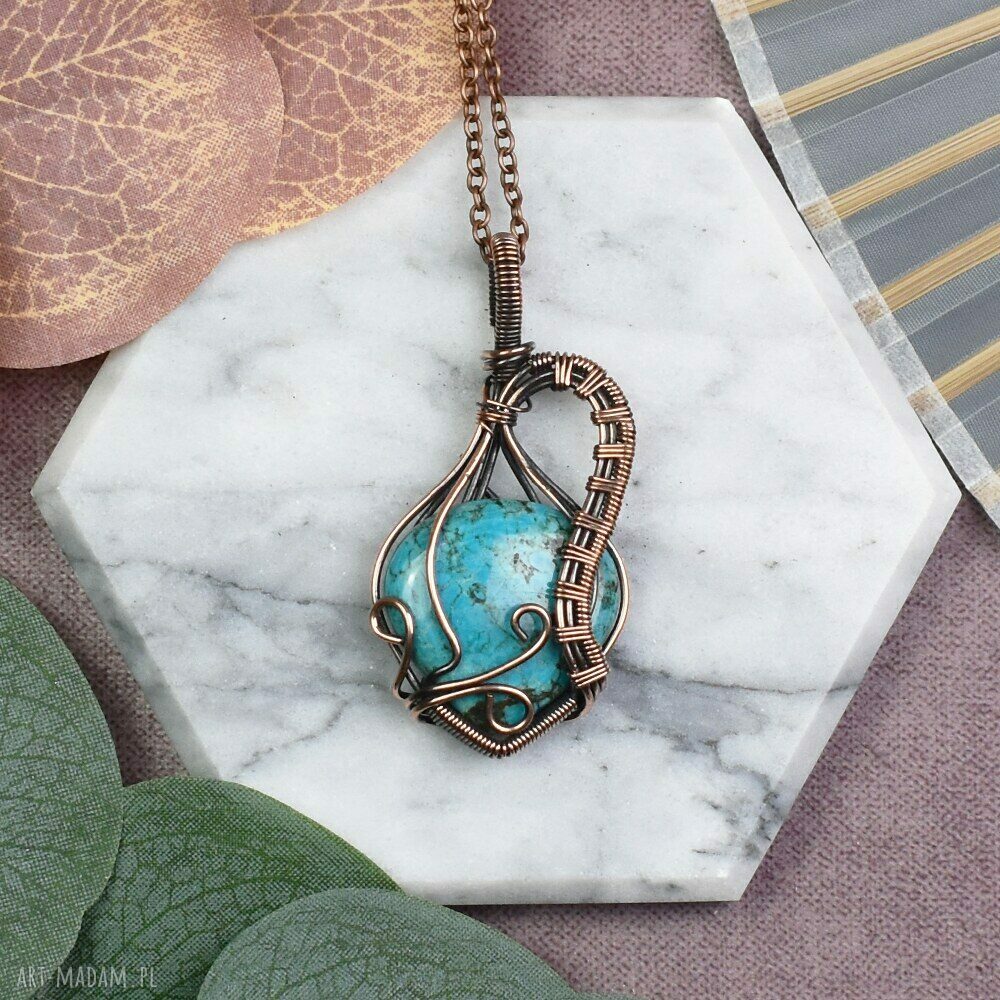 Miedziany wisiorek wire wrapping z naturalnym turkusem #536 - boho na prezent