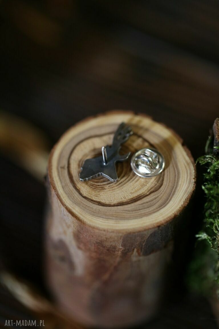 Mini broszka pin z jeleniem ze srebra 925