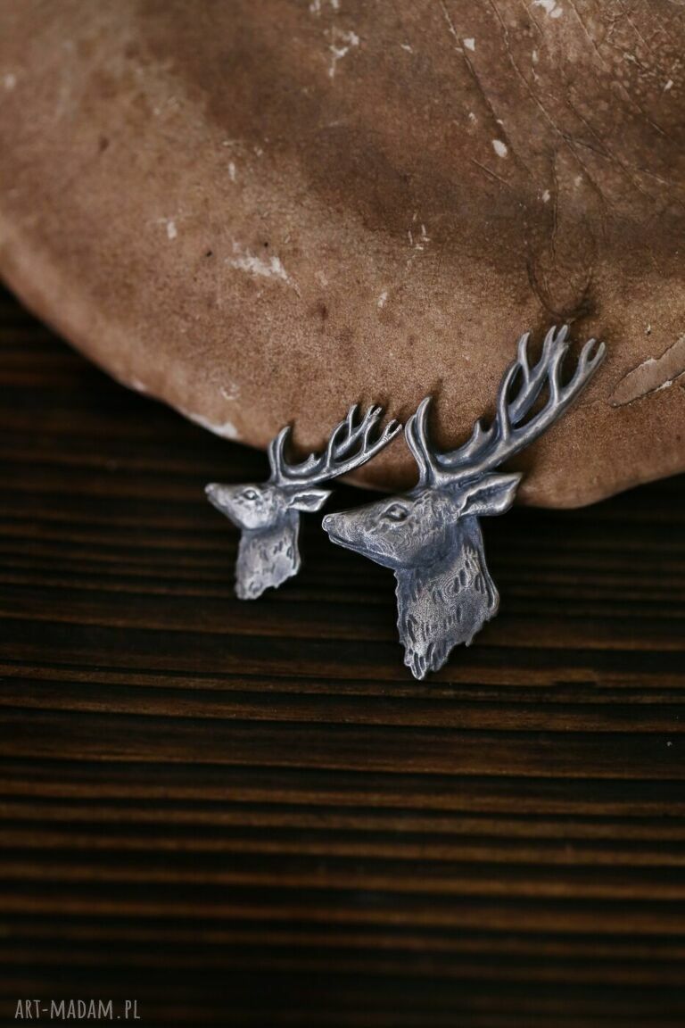 Mini broszka pin z jeleniem ze srebra 925