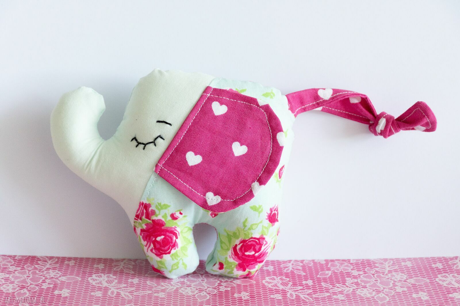 Mini słonik Rózia 14 cm - ręcznie szyta maskotka dla dziecka
