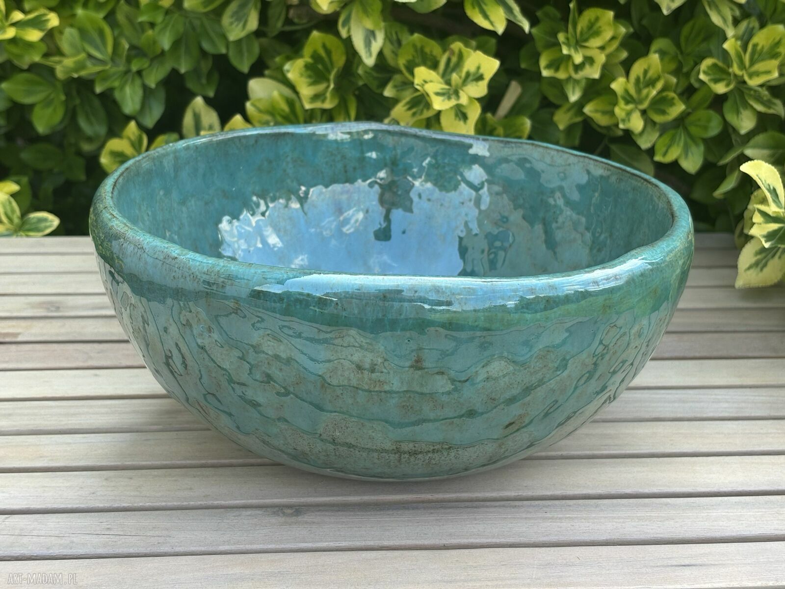 Mini umywalka ceramiczna w wiejskim stylu