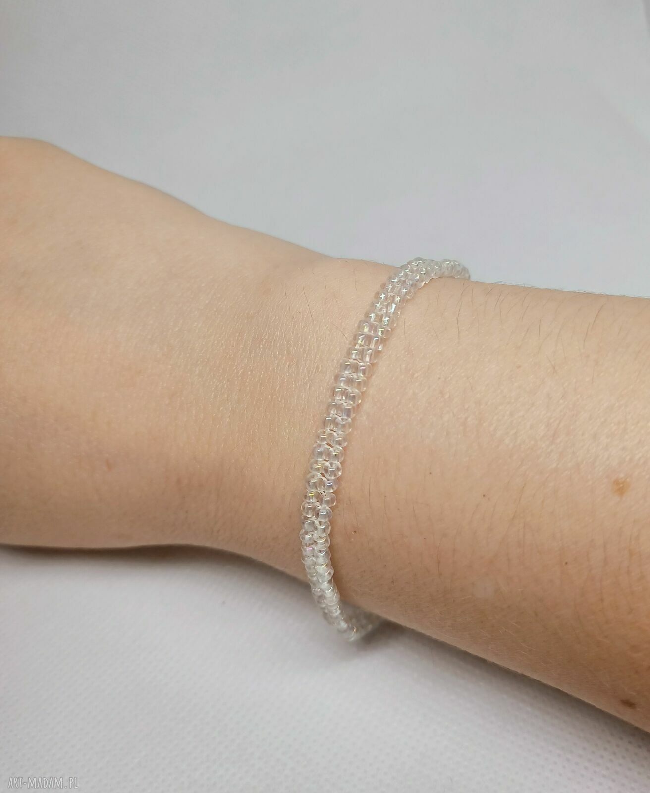 Minimalistyczna bransoletka ze srebrnych koralików - ręcznie szyta