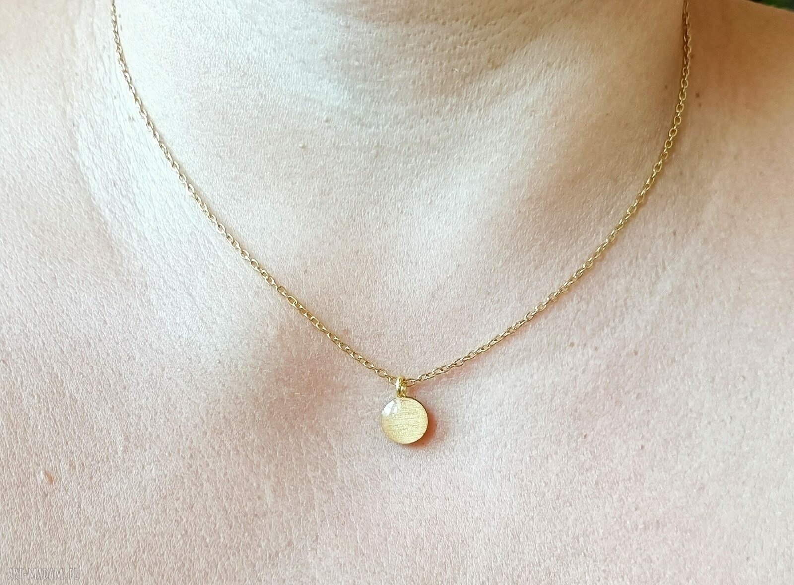 Minimalistyczny naszyjnik „ZŁOTA DROBINA” z drewna i żywicy - handmade
