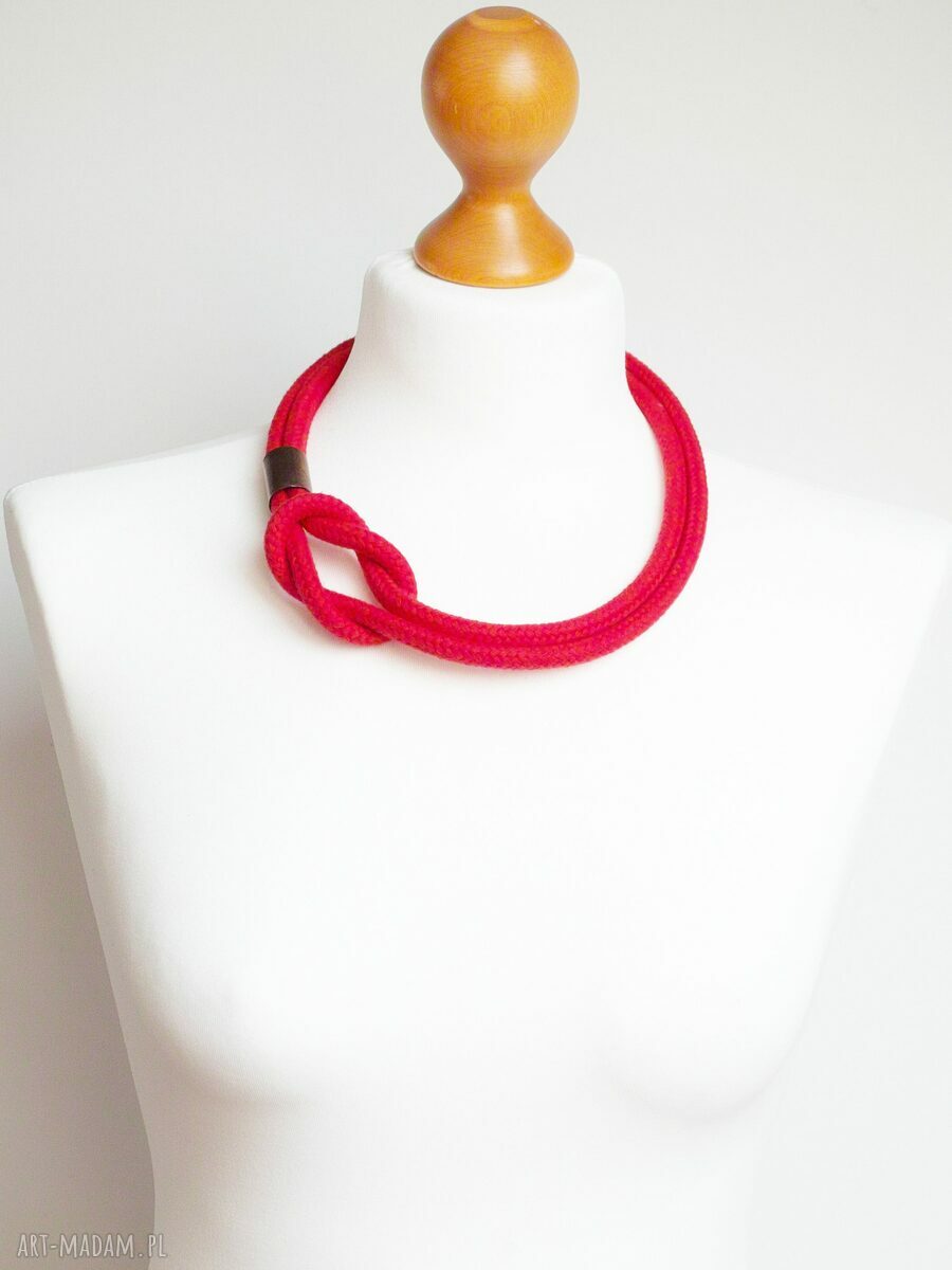 Minimalistyczny naszyjnik z liny w kolorze czerwonym (48 cm)