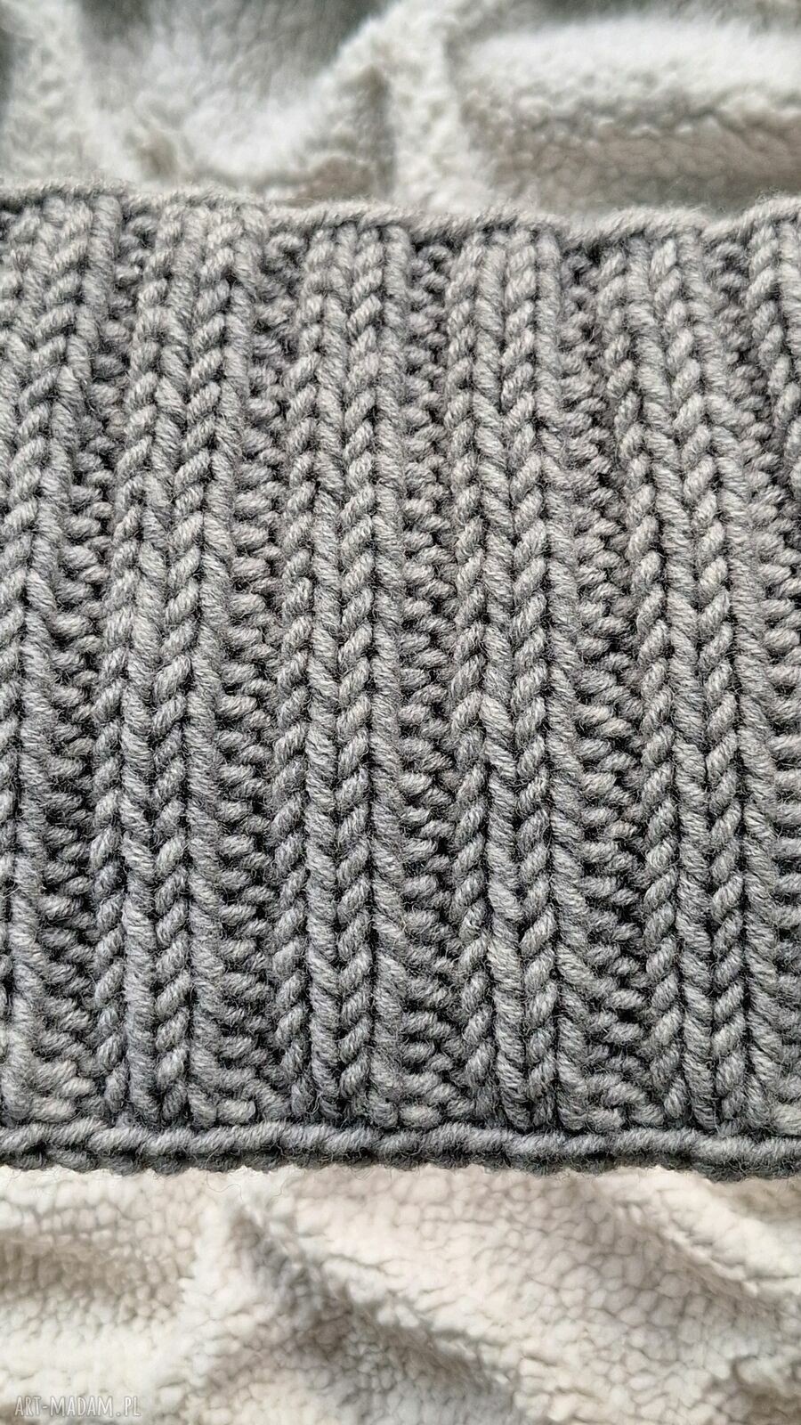 Minimalistyczny szary komin na drutach - damski golf handmade, delikatnie ciepły