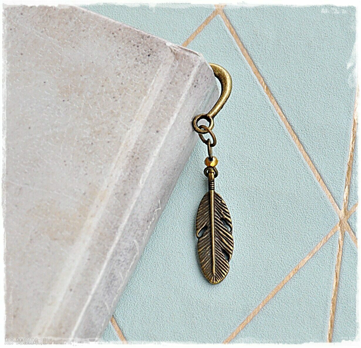Pierzasta zakładka vintage Handmade