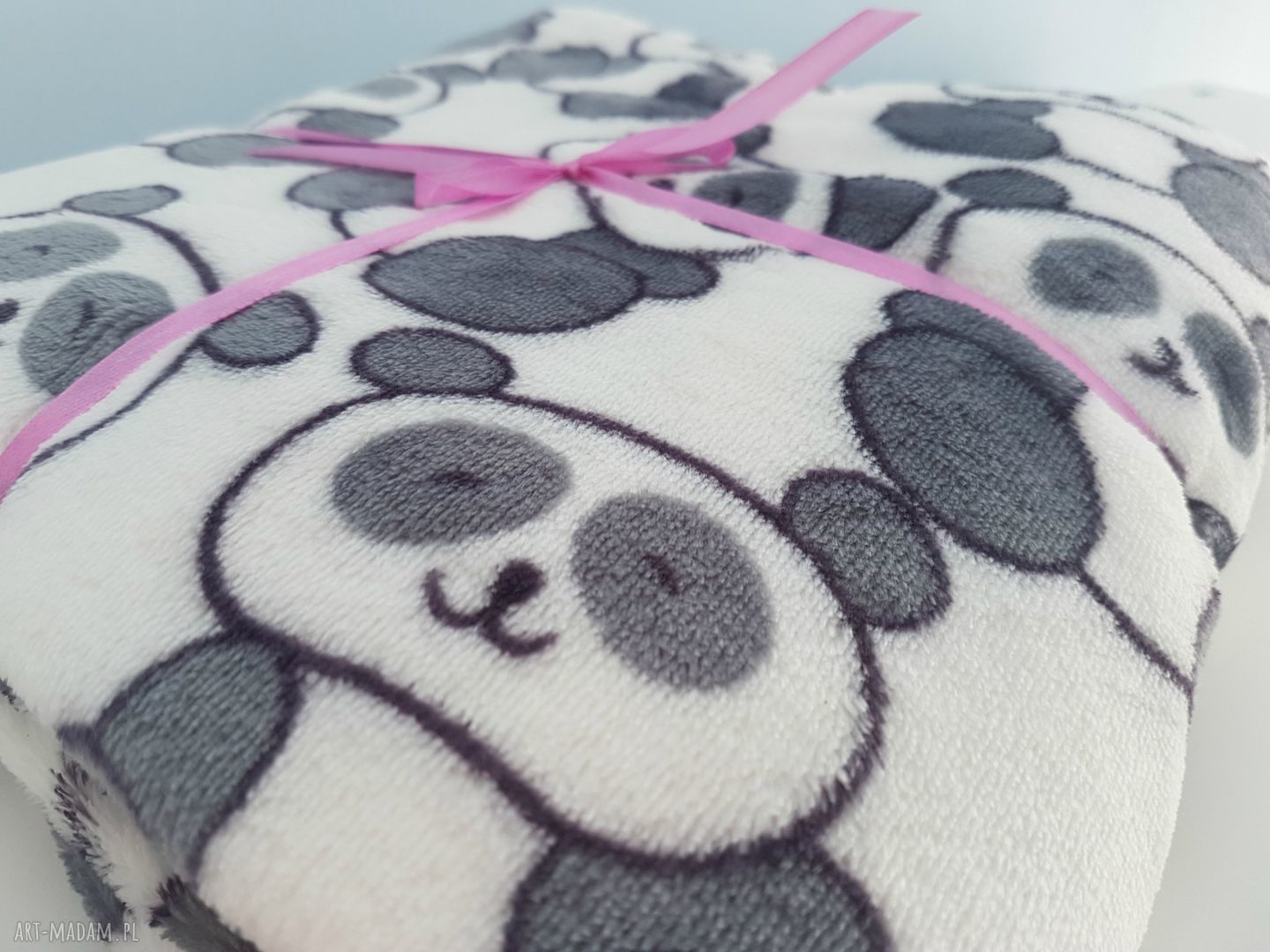 MIĘCIUTKI KOCYK W PANDY 80X100 ręcznie robione