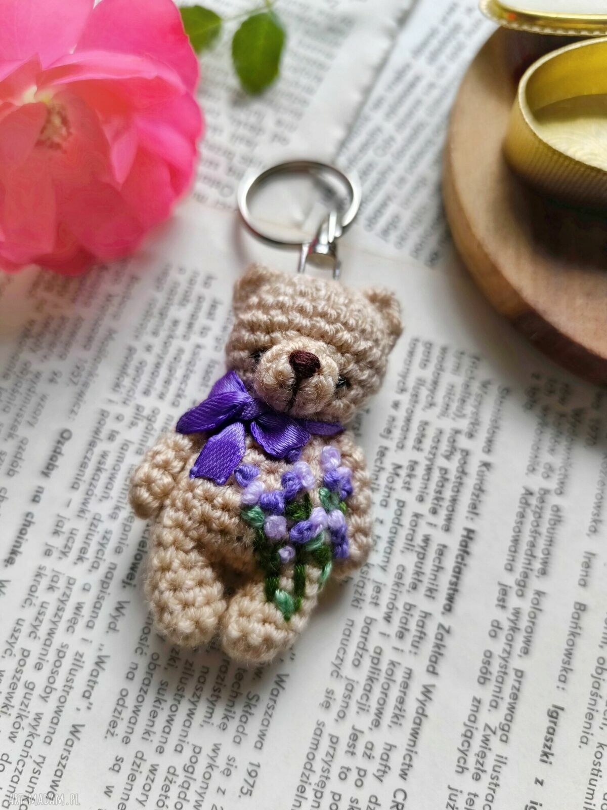 Miś breloczek Lavender - lawendowy miś na szydełku