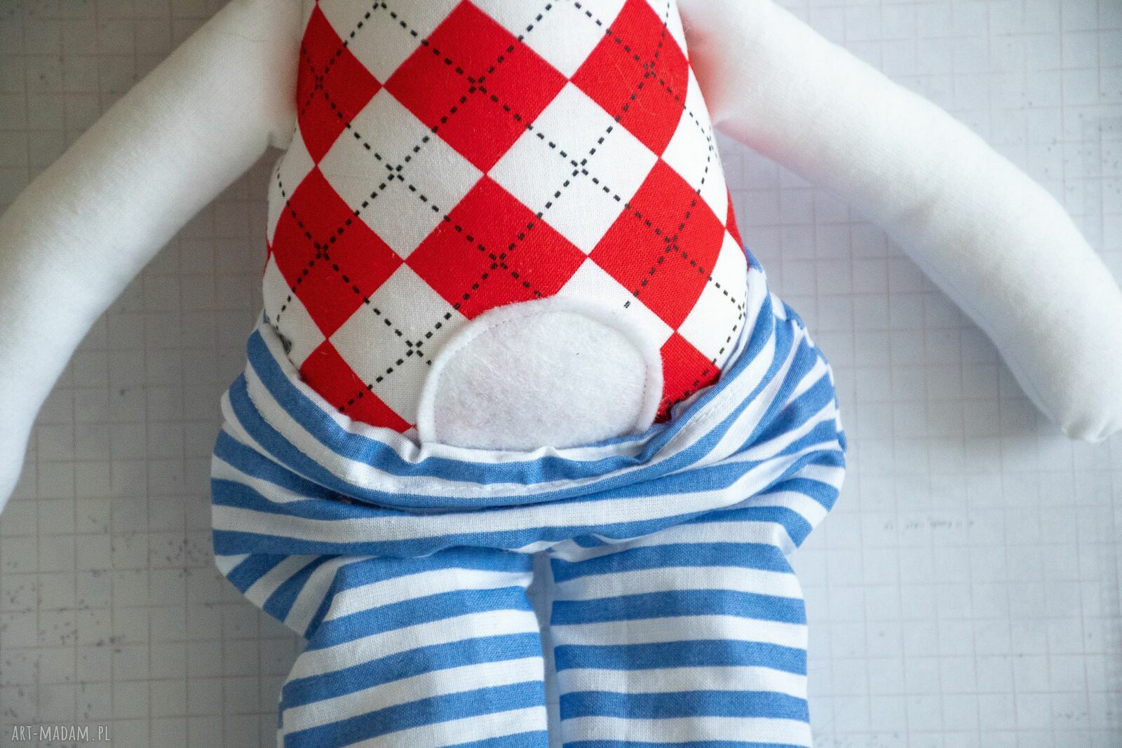 Miś polarny Leszek 44 cm - duża ręcznie szyta przytulanka