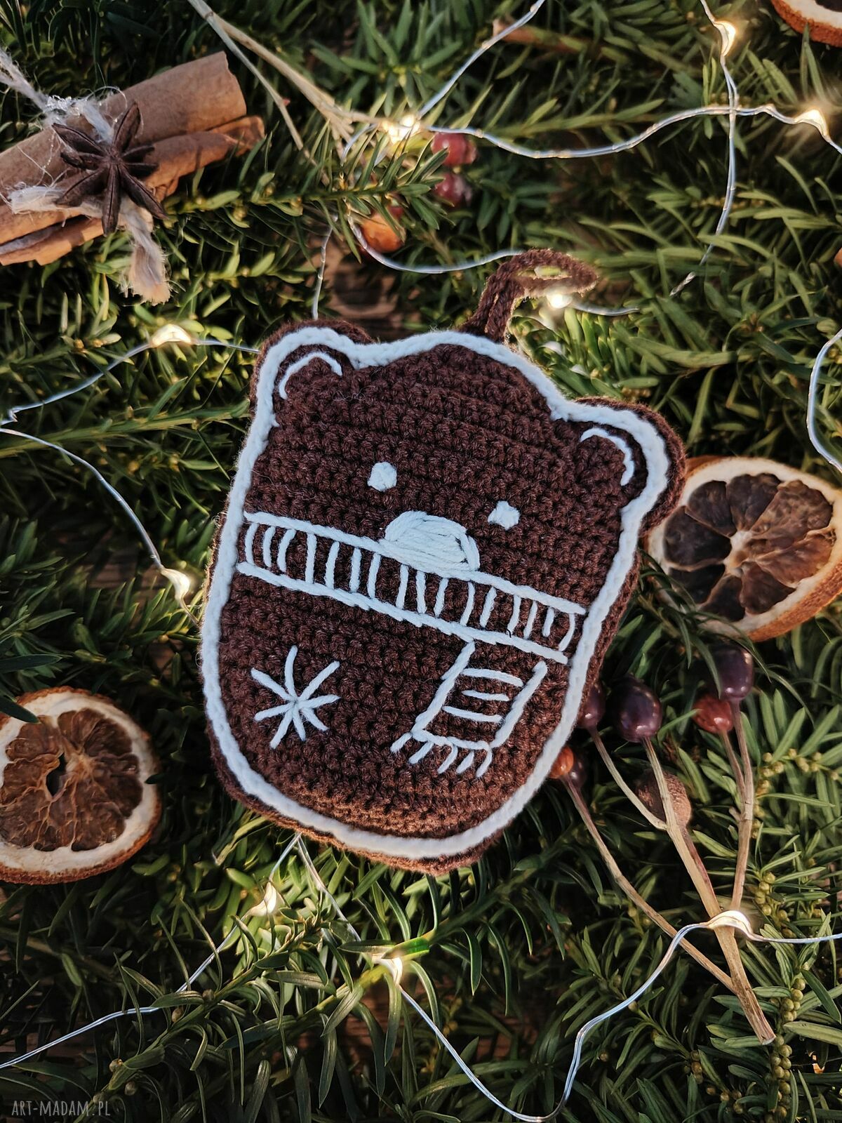 Miś szydełkowy pierniczek - ozdoba choinkowa handmade