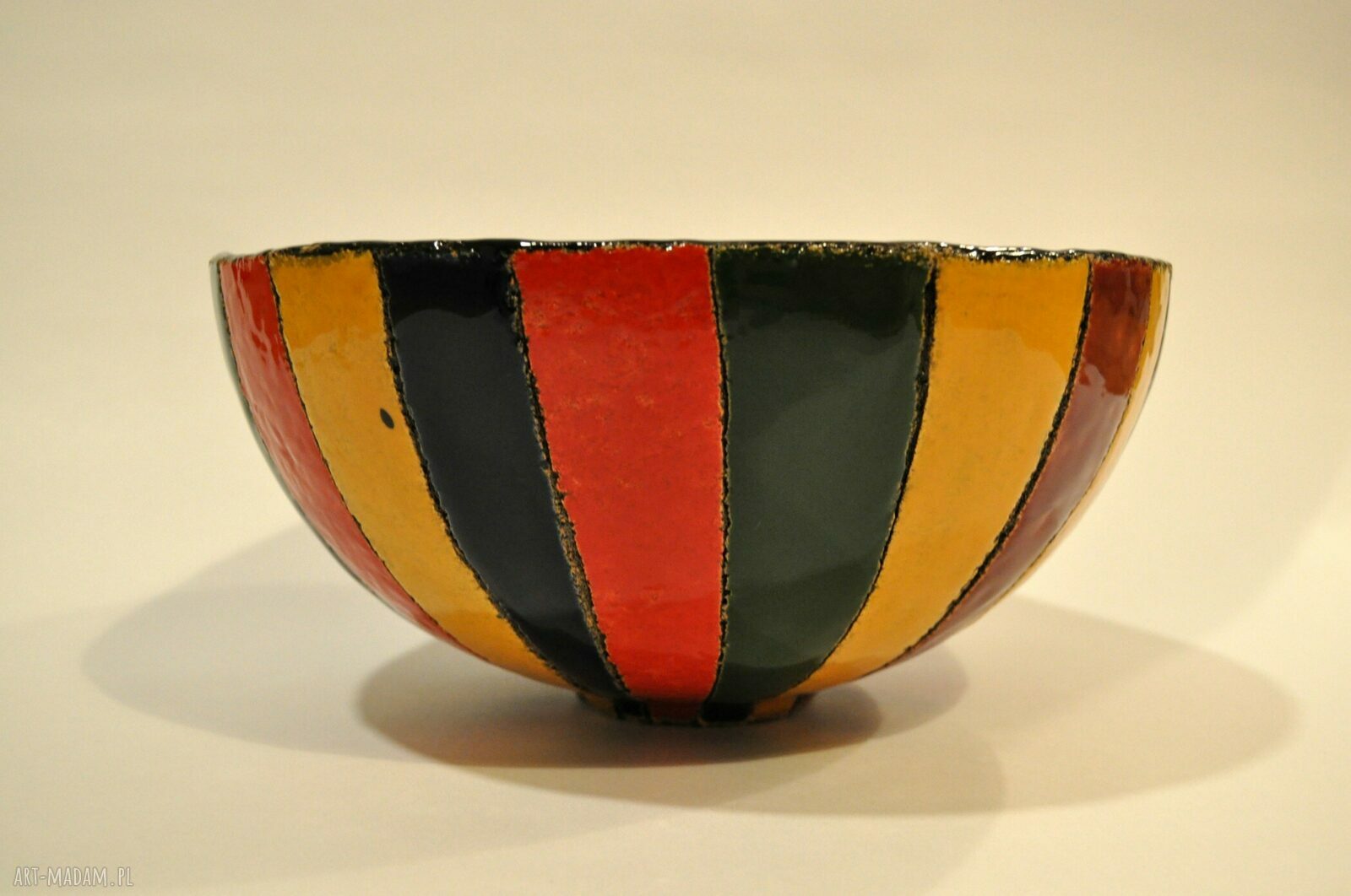Misa ceramiczna pasiasta
