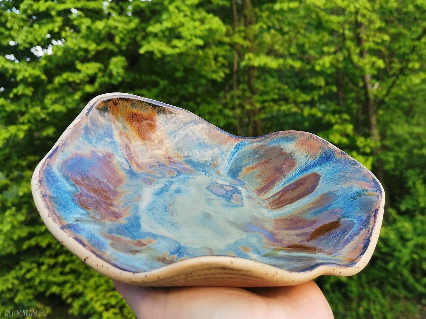 Misa ceramiczna 'Półnisek' c234 - autorska patera z jasnej gliny