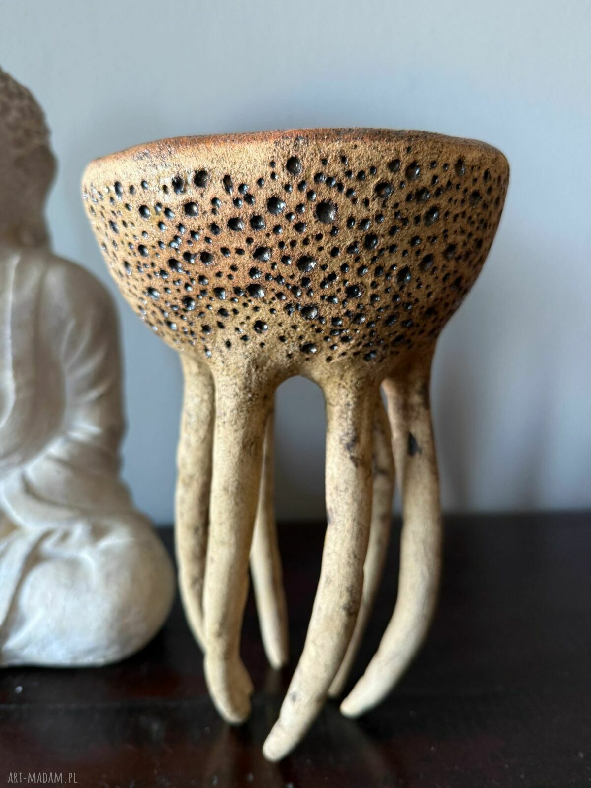 Misa ceramiczna z kolekcji „Morskie opowieści” - mała rzeźba do Twojego wnętrza